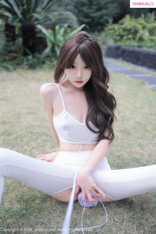   [XiuRen]高清写真图 2024.02.23 No.8132 桃妖夭 新人美腿第64张图片